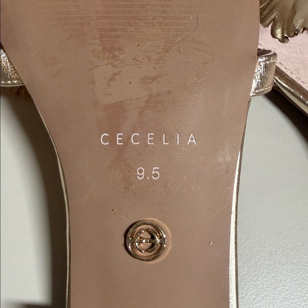 Cecelia New York Lila Gold Metallic Leather Flower Ornament Slides SZ 9.5 New - Picture 7 of 8